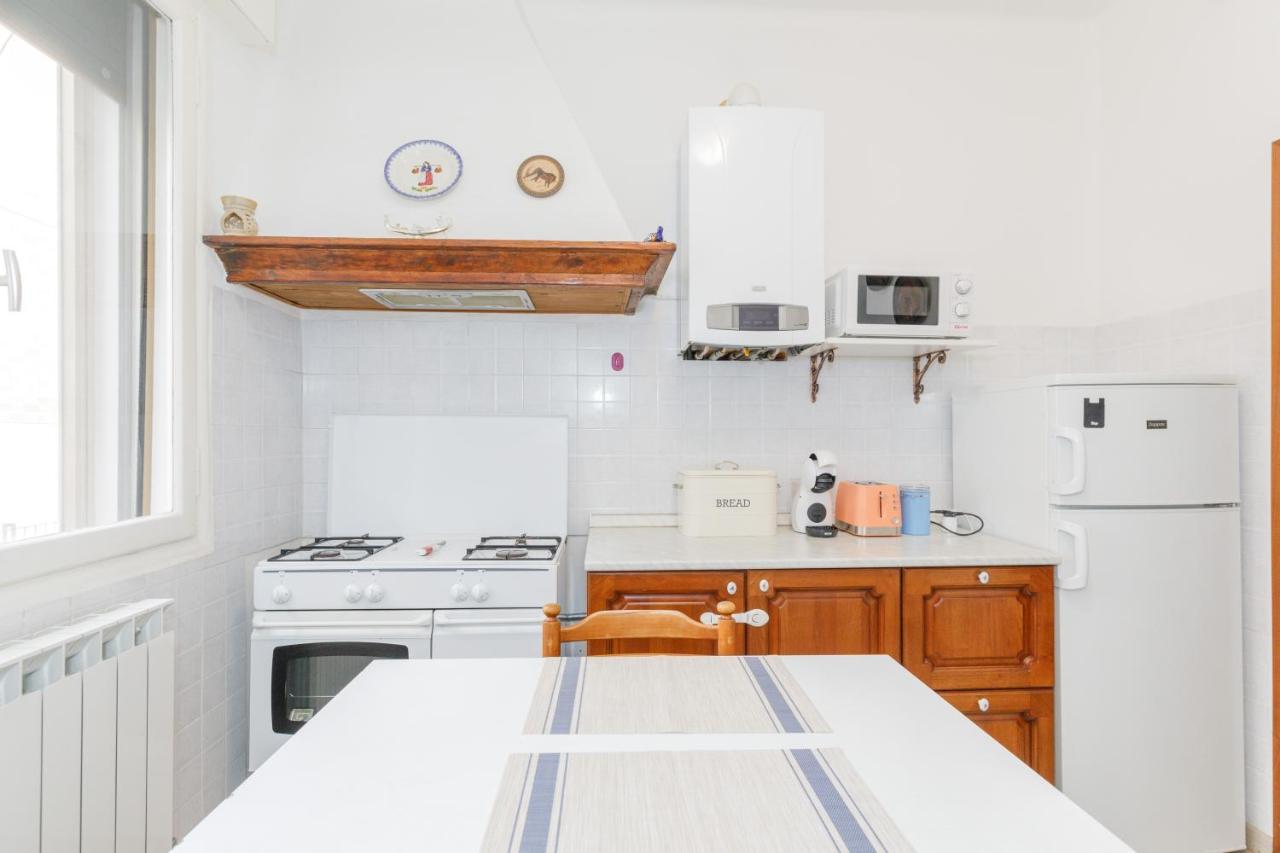 Gozzi House - Comoda Casa - Free Parking - Easy To Venice! Местре Экстерьер фото